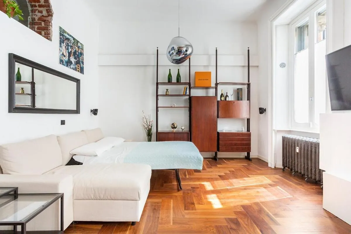 Loft Design Milano Center, Shopping Area, Ac, Wifi, Subway M1 And M2, Airport Connected Apartment Italy